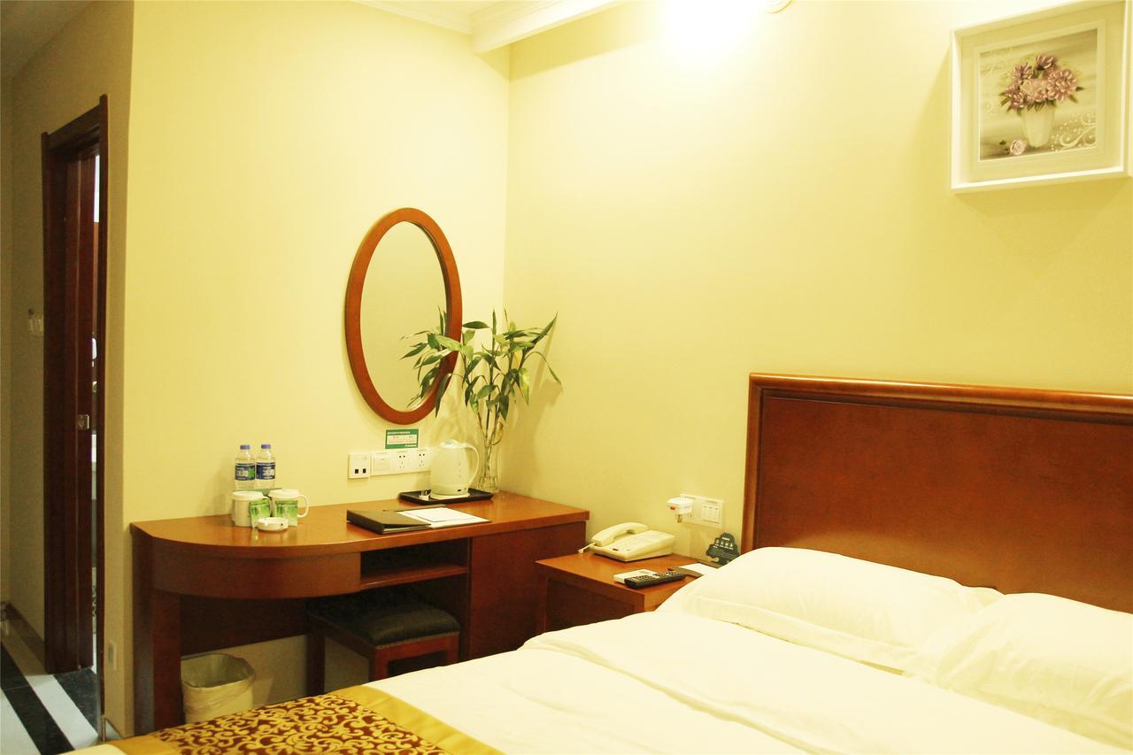 Greentree Inn Jiangsu Xuzhou Kuangda Huaita East Gate Express Hotel Dış mekan fotoğraf